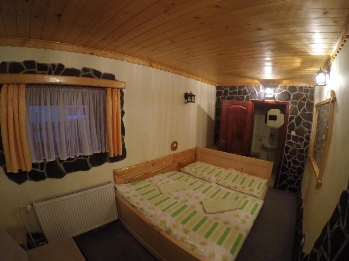 Aspen Apartment Nova Lesna Bagian luar foto