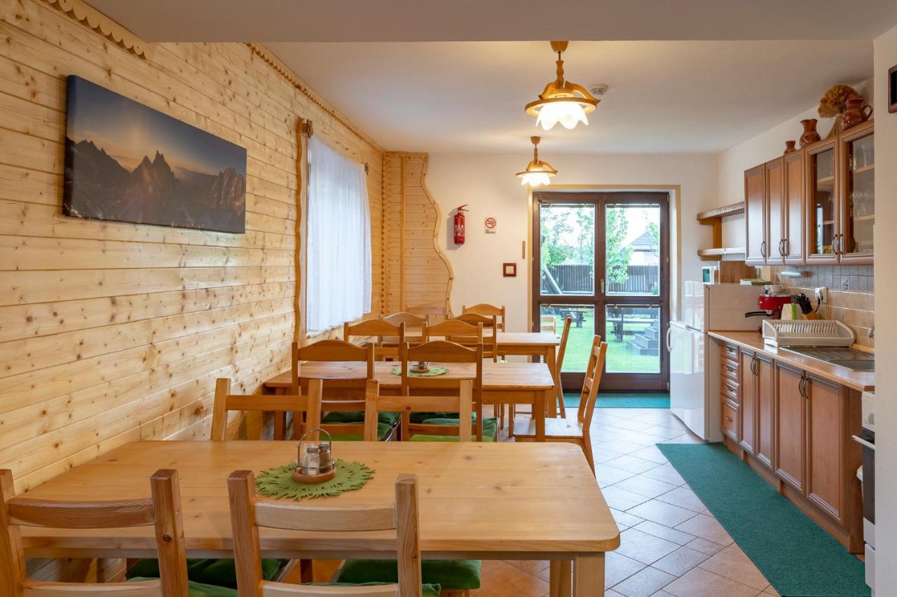 Aspen Apartment Nova Lesna Bagian luar foto