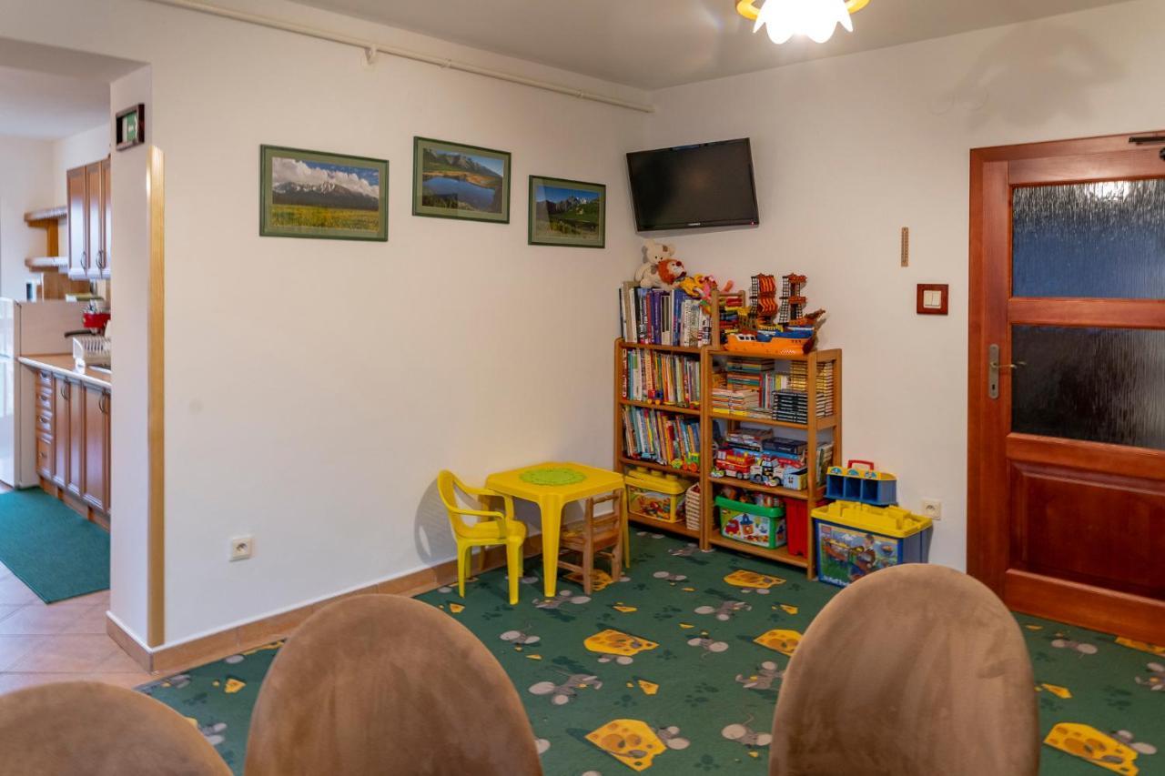 Aspen Apartment Nova Lesna Bagian luar foto
