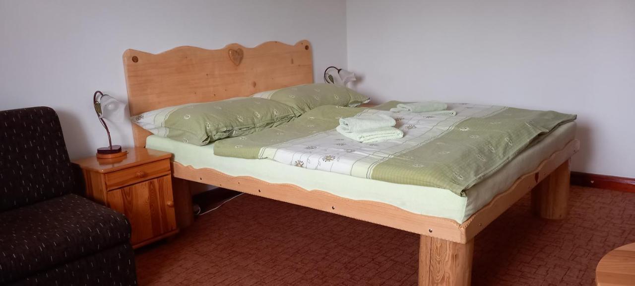 Aspen Apartment Nova Lesna Bagian luar foto