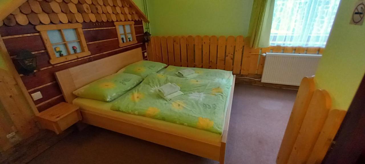 Aspen Apartment Nova Lesna Bagian luar foto